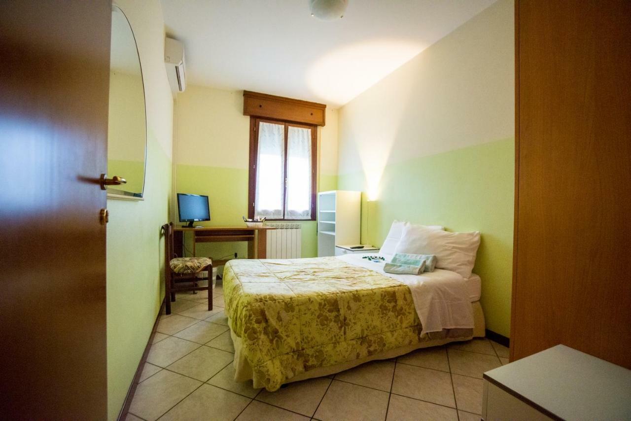 Adria Bella Locazione Turistica Panzió Kültér fotó